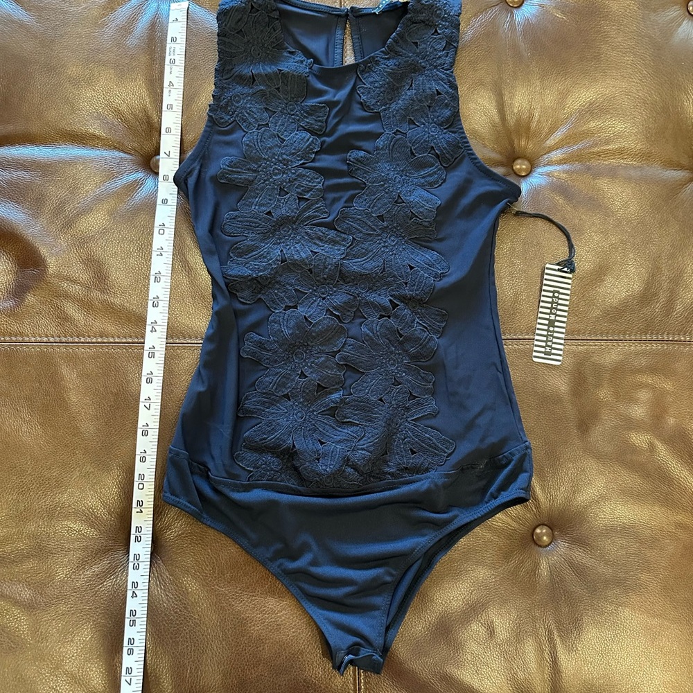 Haute Monde Navy Floral Lace Bodysuit Size Large